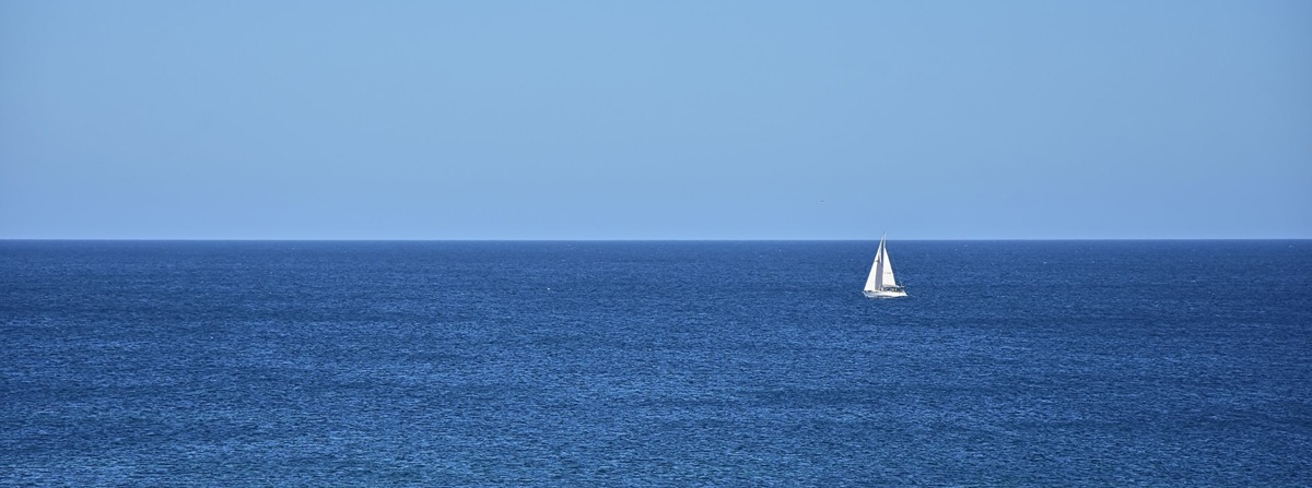 Fotograf Alex Linz aus Adelsdorf im Landkreis Erlangen-Höchstadt (ERH) Fotograf Alexander Linz im Landkreis ERH – Ihr Experte für Passfotos, Bewerbungsfotos & Kunst-Dokumentation in Nürnberg, Erlangen und Fürth